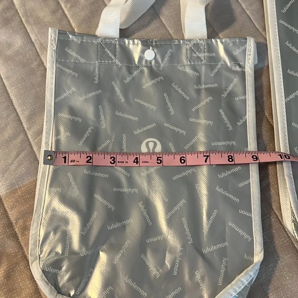 1 Large and 1 Small Lululemon’s Athletic new totes - Picture 11 of 12